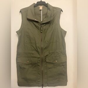 Deluth trading co. Cotton blend Utility multi-pocket vest olive green medium
